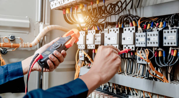 Best Electrical Contractors for Businesses  in Shorewood, MN