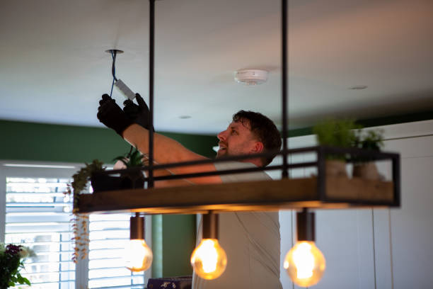 Best Electrical Outlet Repair  in Shorewood, MN
